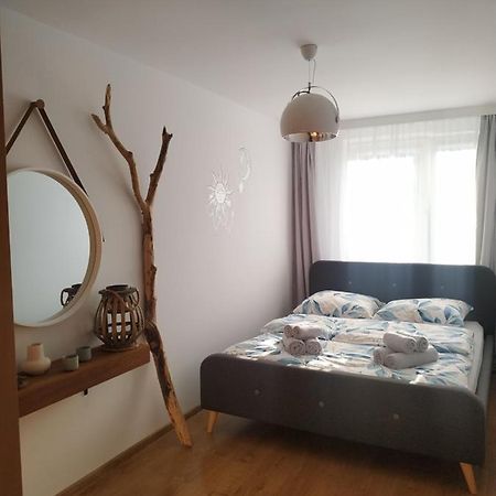 Uroczy Apartament Nad Morzem Gdansk Apartment Екстериор снимка